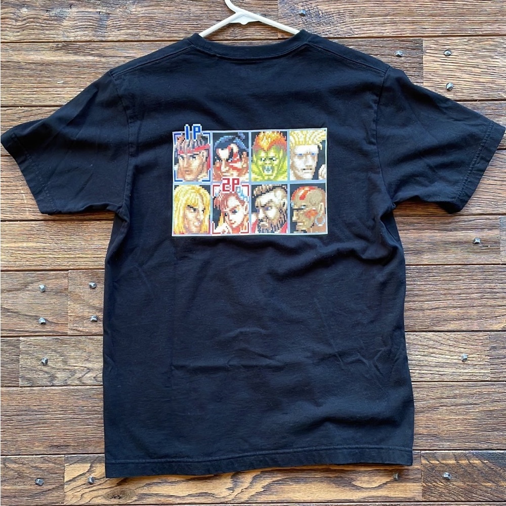 Uniqlo Street Fighter Capcom Black Shirt View 2